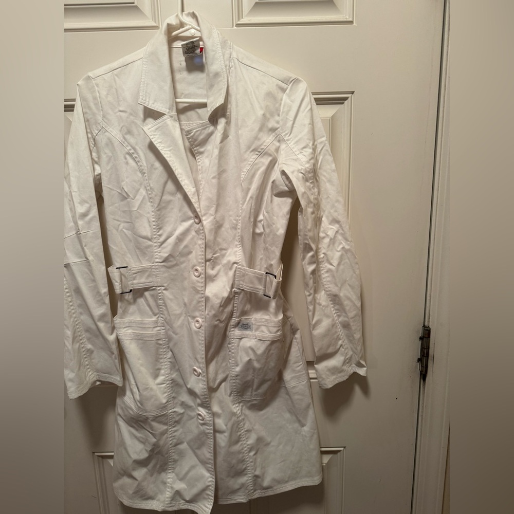 Dickies white lab coat with waist detail size small